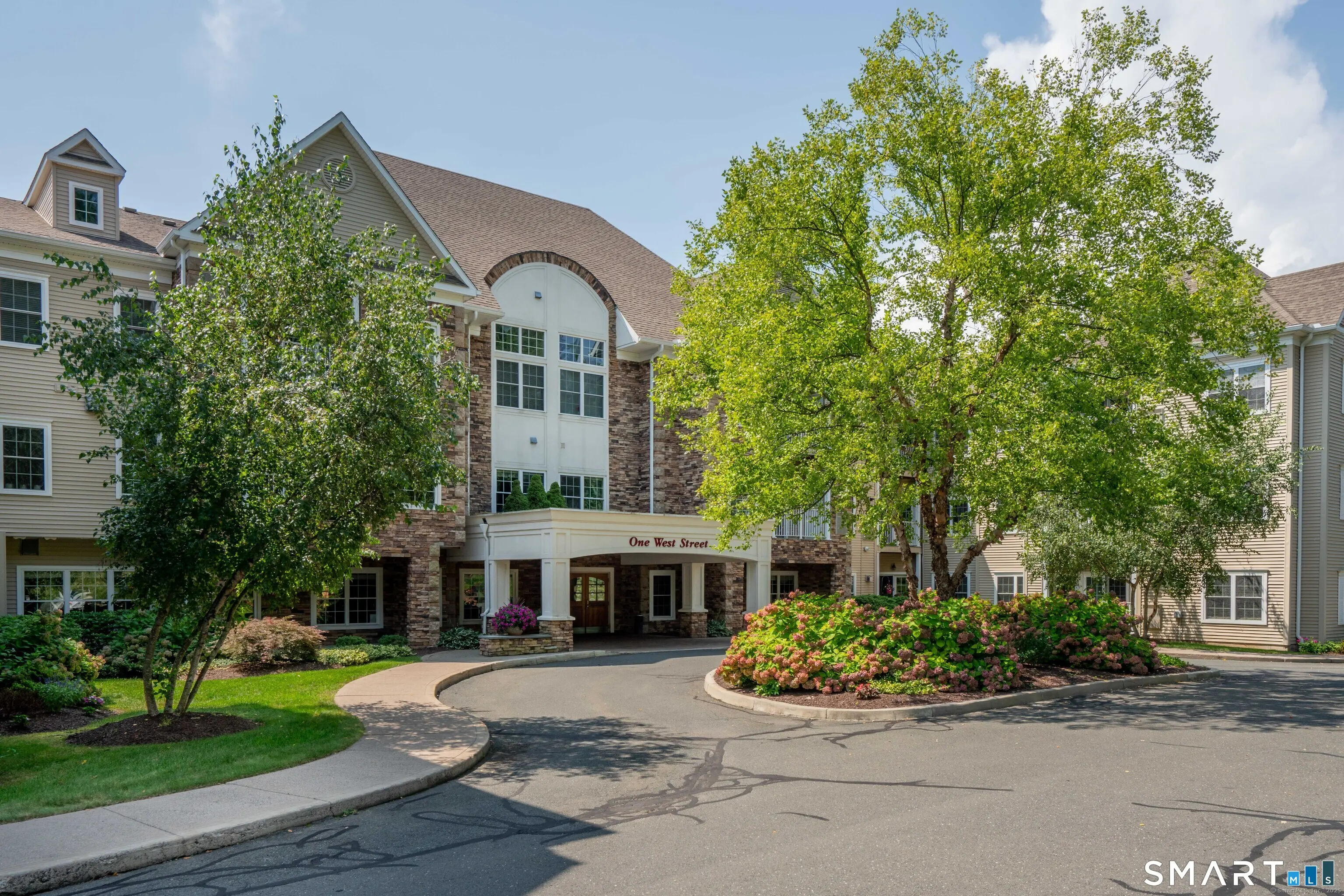 1 West Street 315, Simsbury