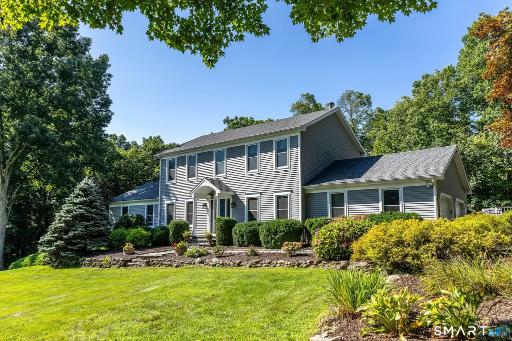 21 Walker Brook Drive, New Milford