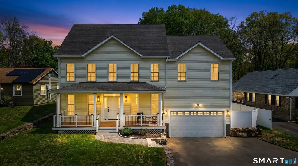 367 South End Road, Southington