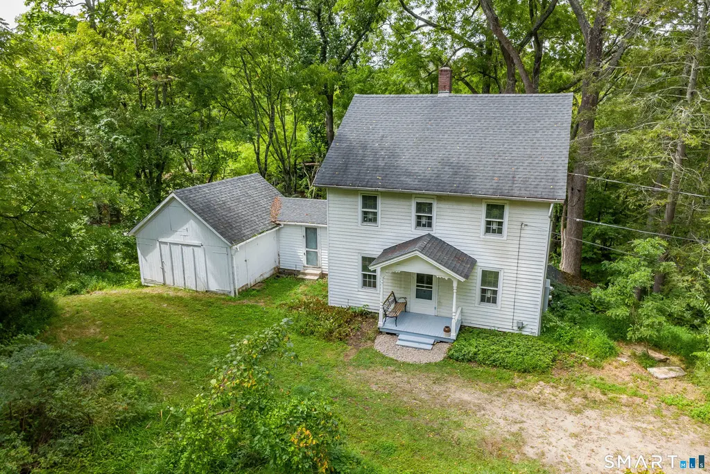 22 Waller Road, New Milford