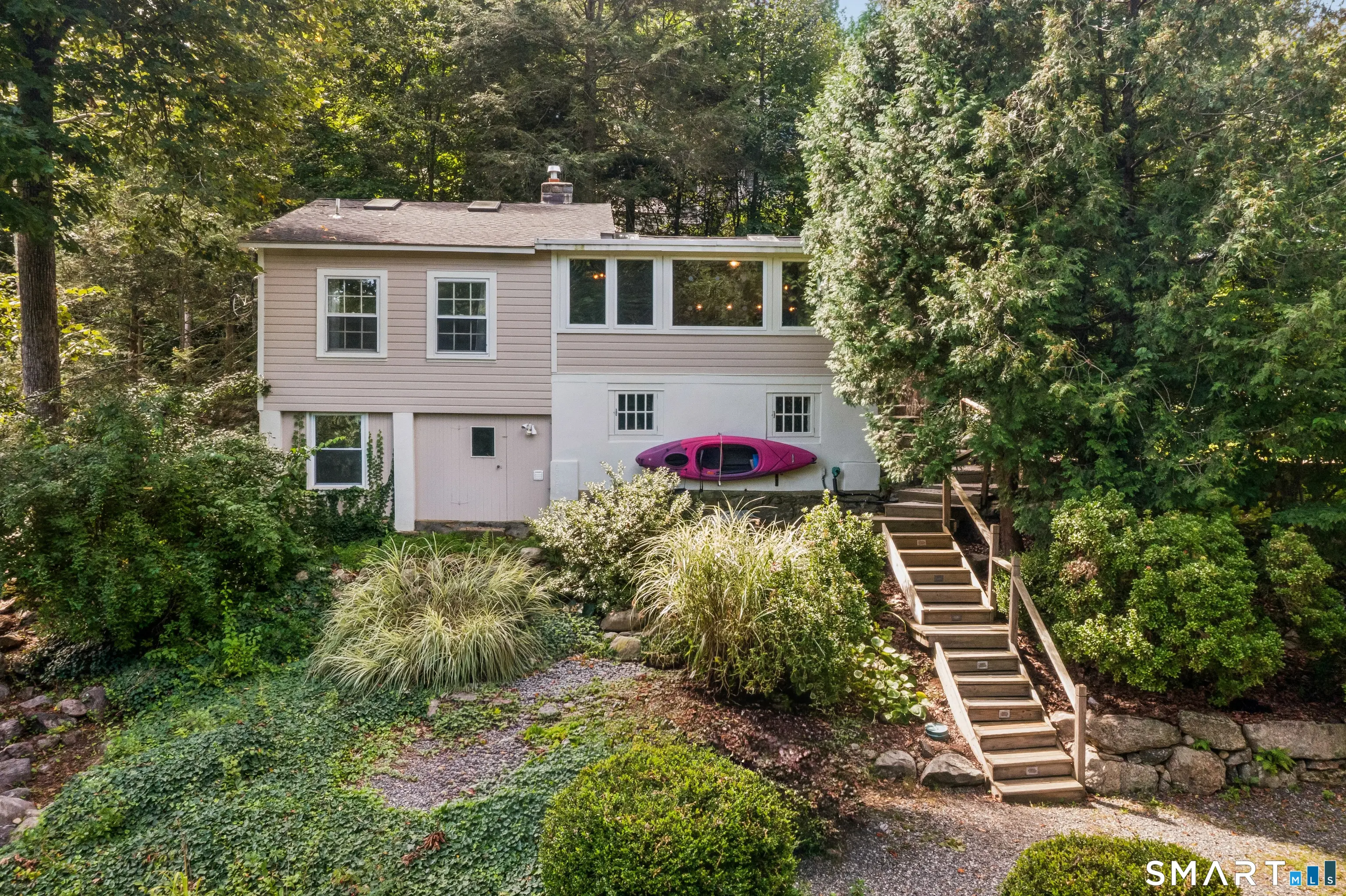 1 Algonquin Trail, Newtown