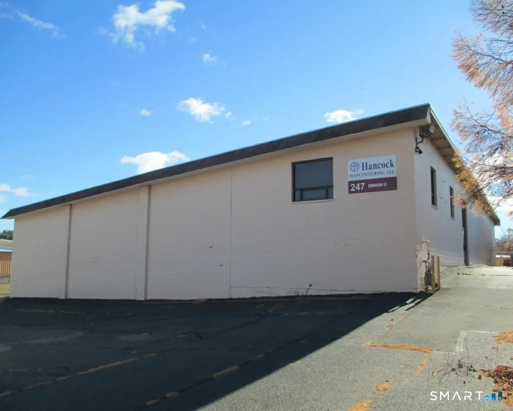 247 Burnham Street, East Hartford