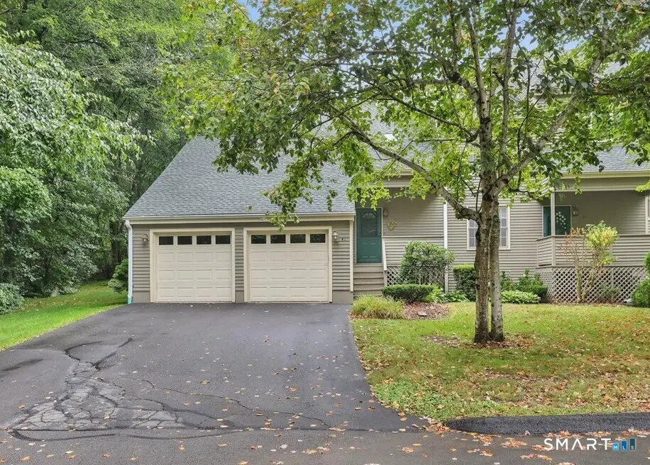 41 Eaton Woods Road 41, Hamden