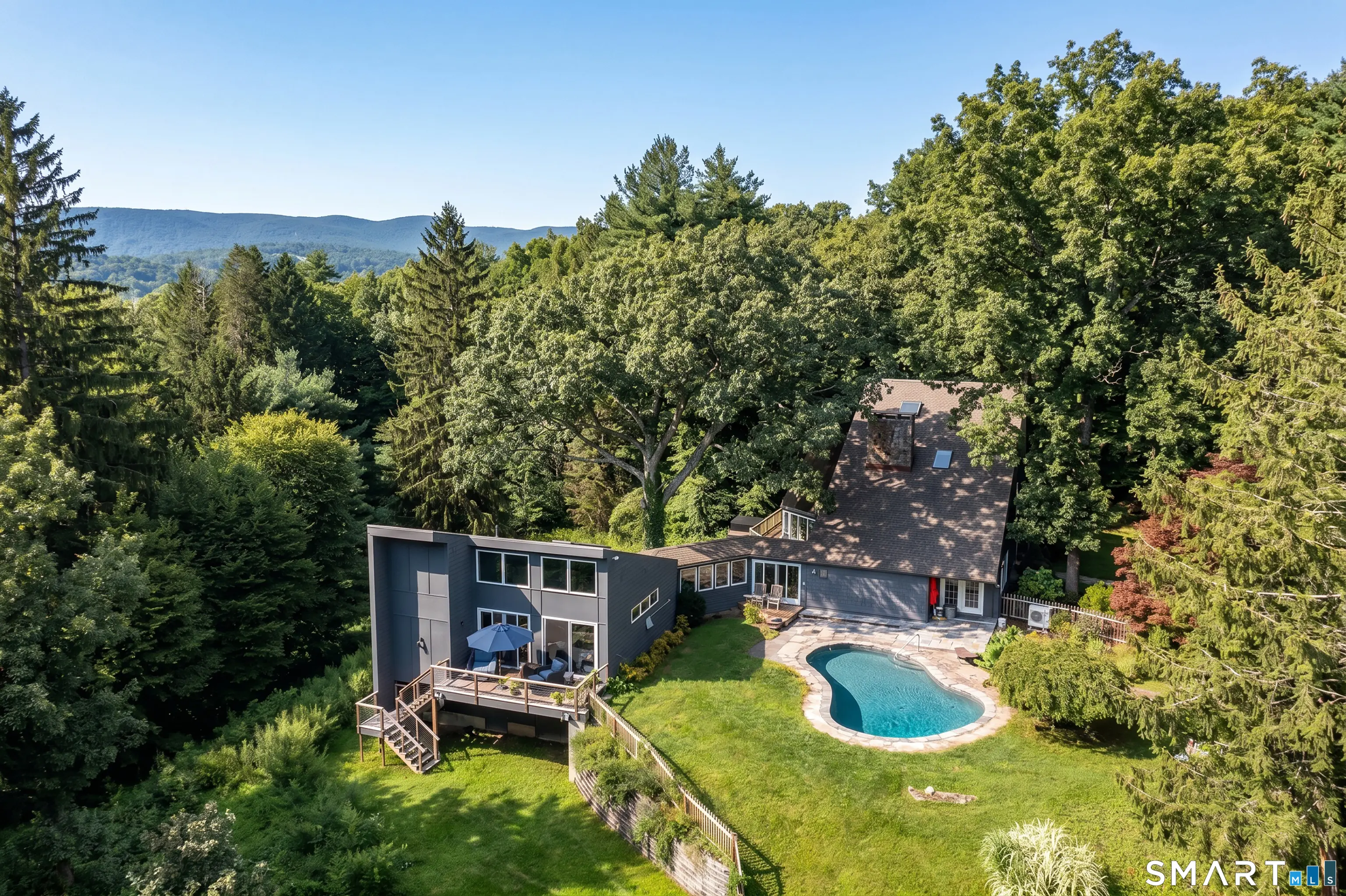 11 Gaffney Road, New Milford