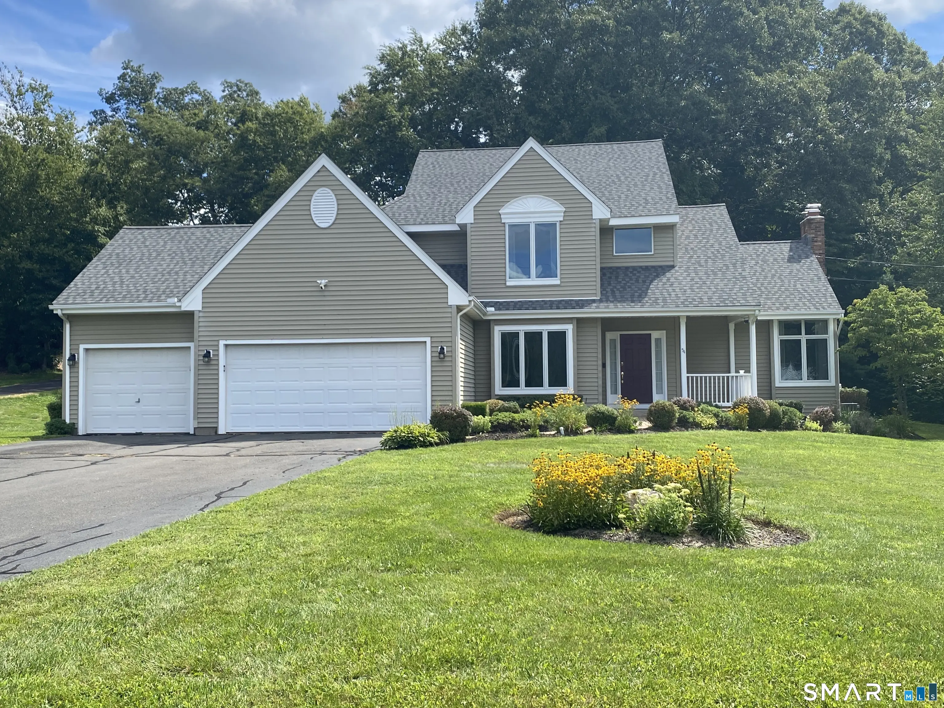54 Winchester Drive, North Haven