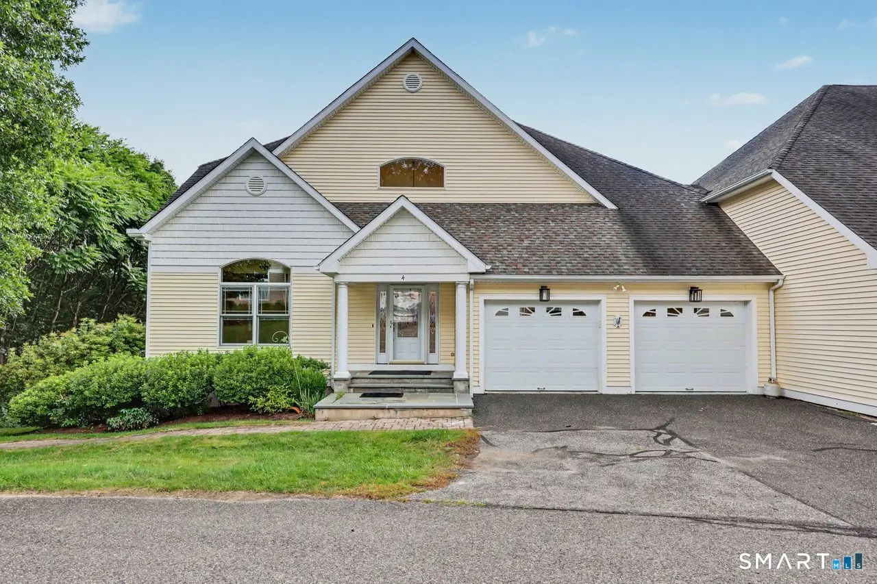 4 Rainbow Court 4, New Milford