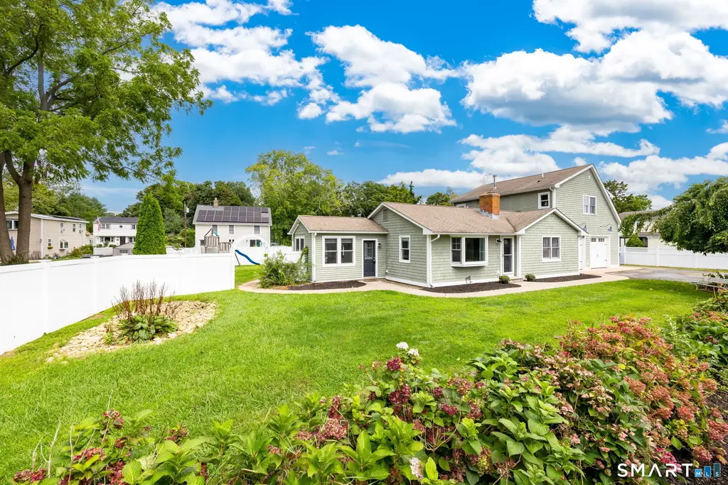 6 Willard Street, Old Saybrook