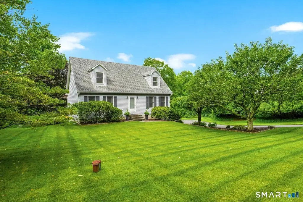 12 Old Hawleyville Road, Bethel