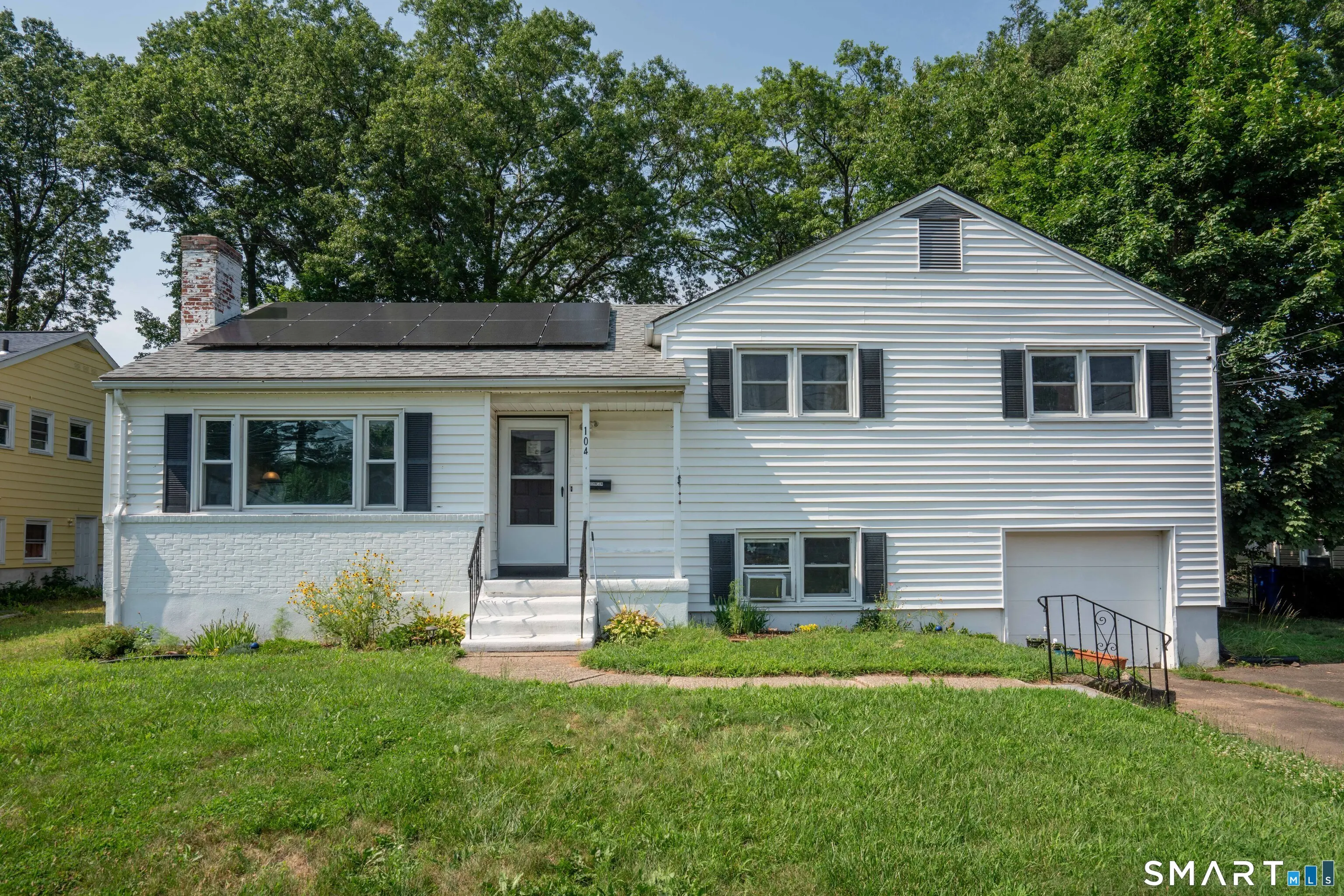 104 Hilldale Road, West Hartford