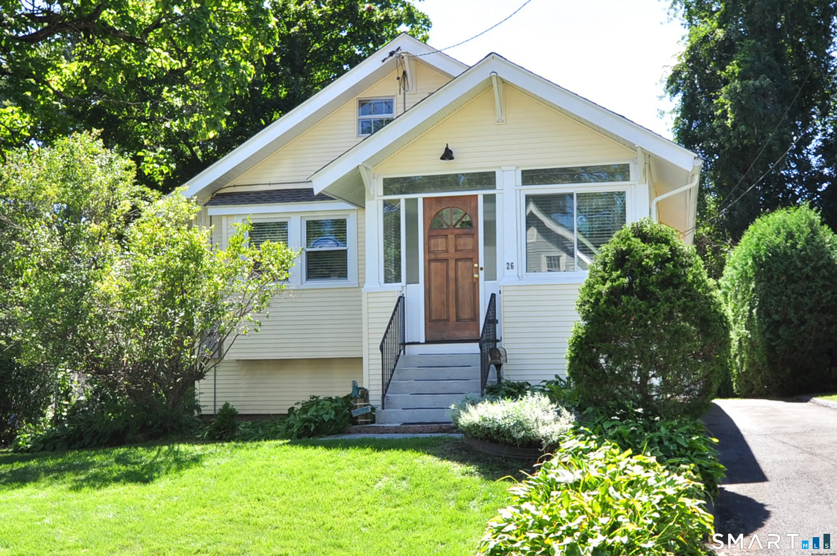 26 Highland Avenue, Windsor