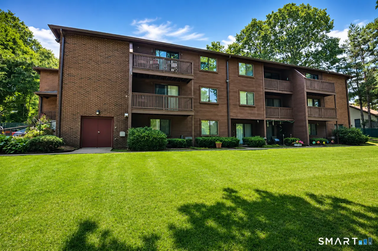 27 Harrison Street 11, Meriden