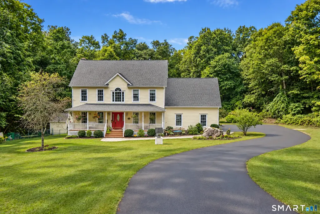 146 Long Hill Road, Andover