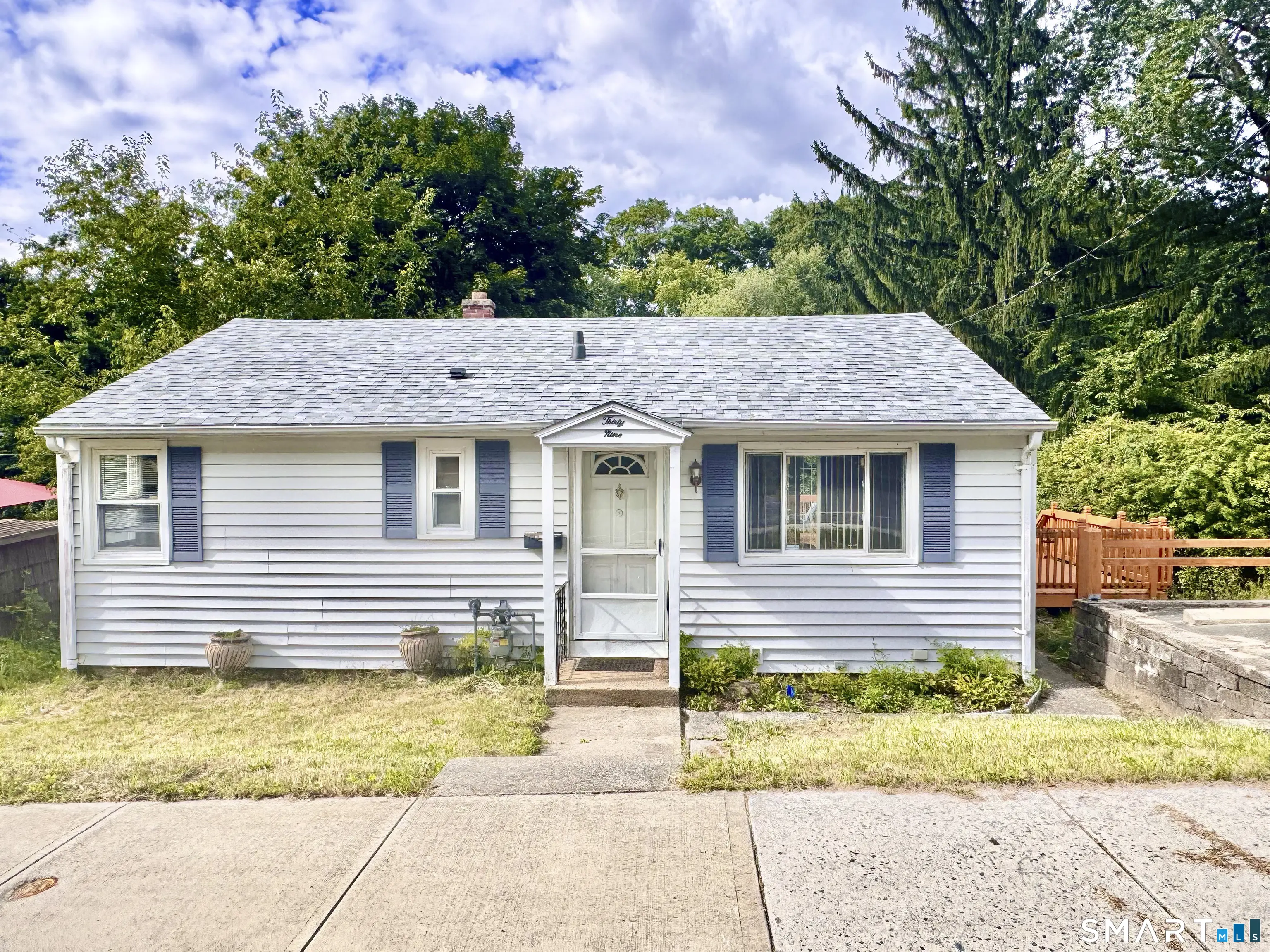 39 Brookview Avenue, Waterbury