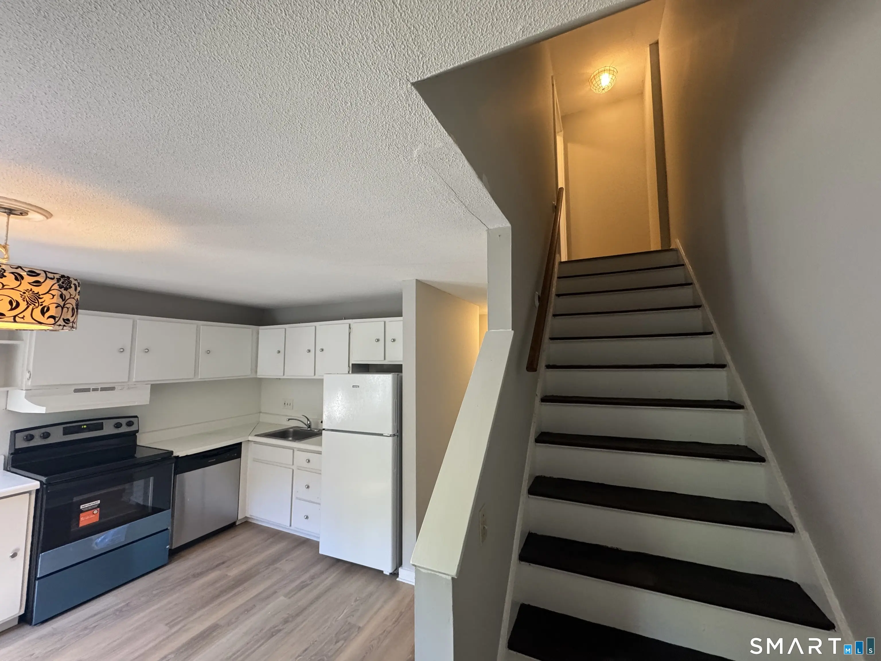 239 Old Farms Road 14c, Avon