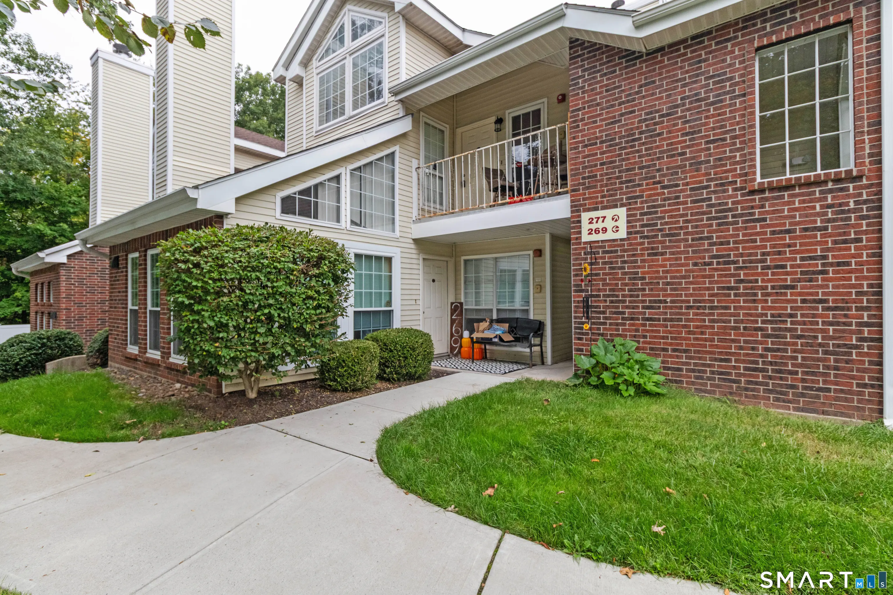 277 Carriage Crossing Lane 277, Middletown