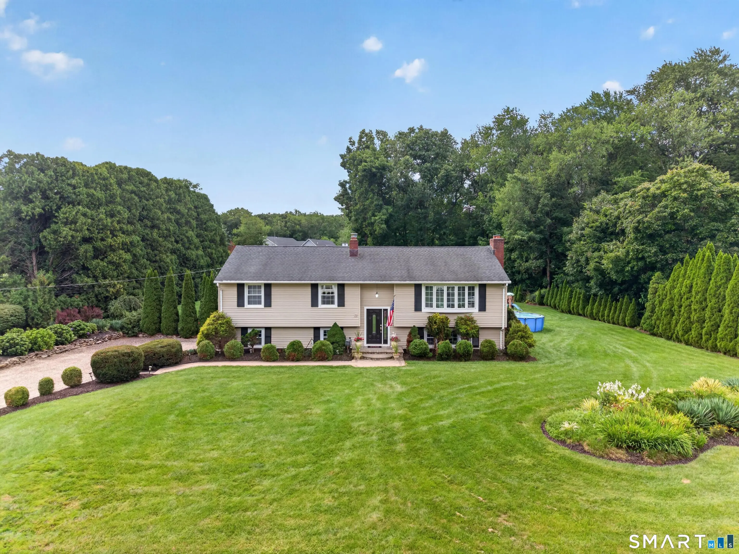 23 Applewood Drive, Shelton