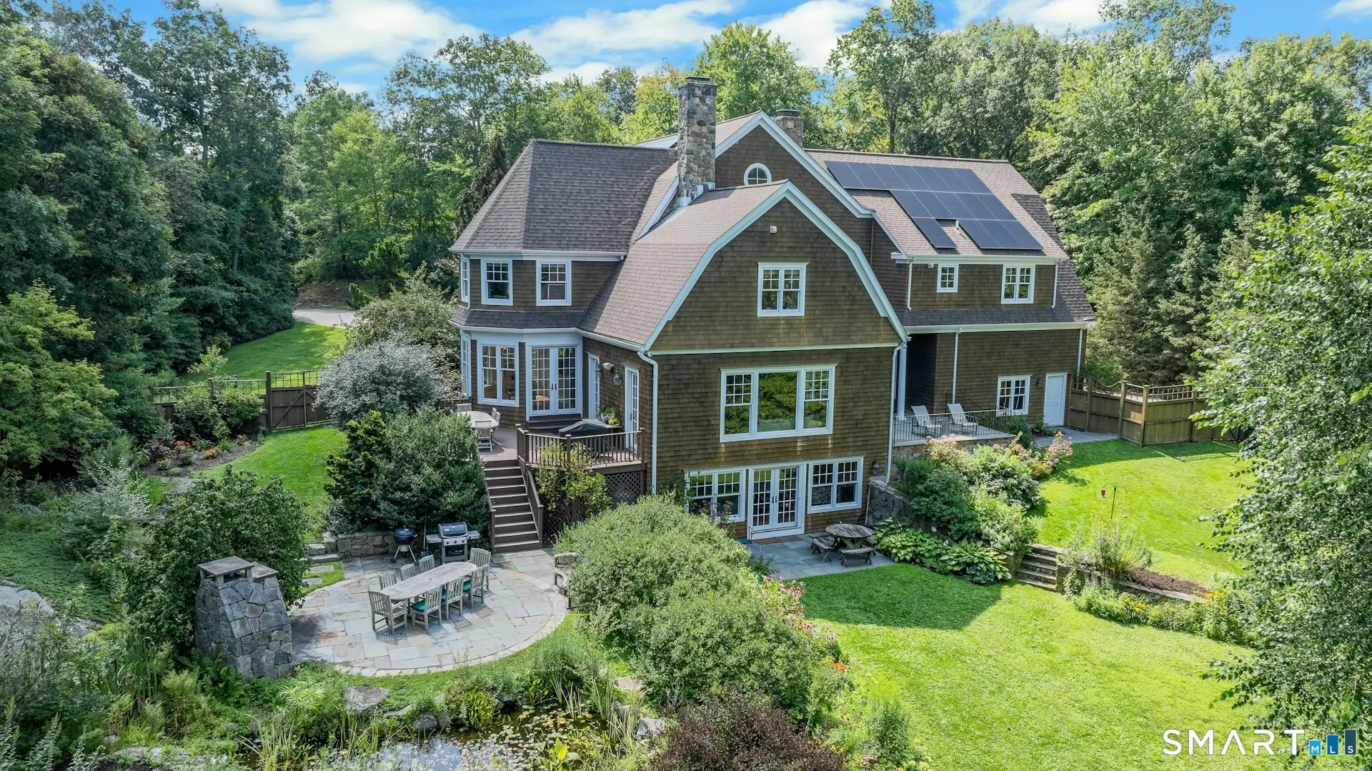 27 Walnut Lane, Weston