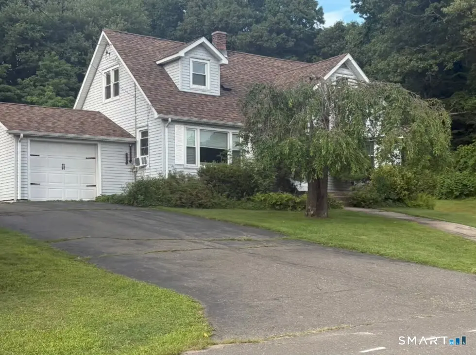 156 Forest Street, Naugatuck