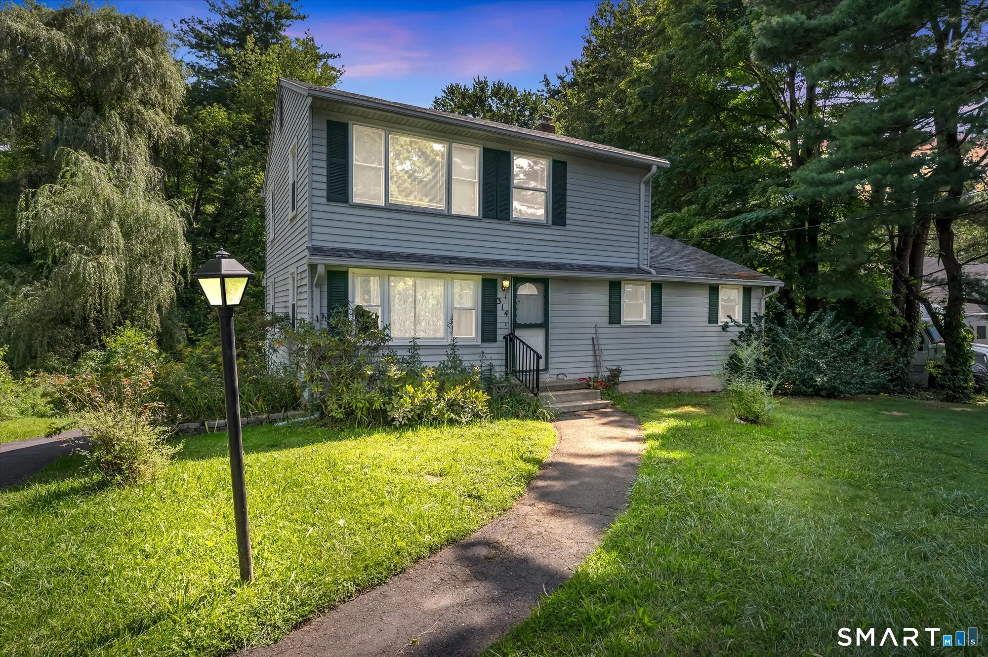 314 Tunxis Avenue, Bloomfield