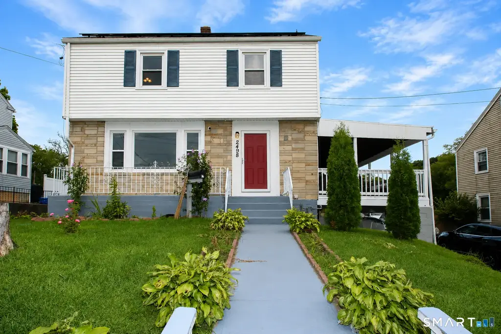 2498 North Main Street, Waterbury