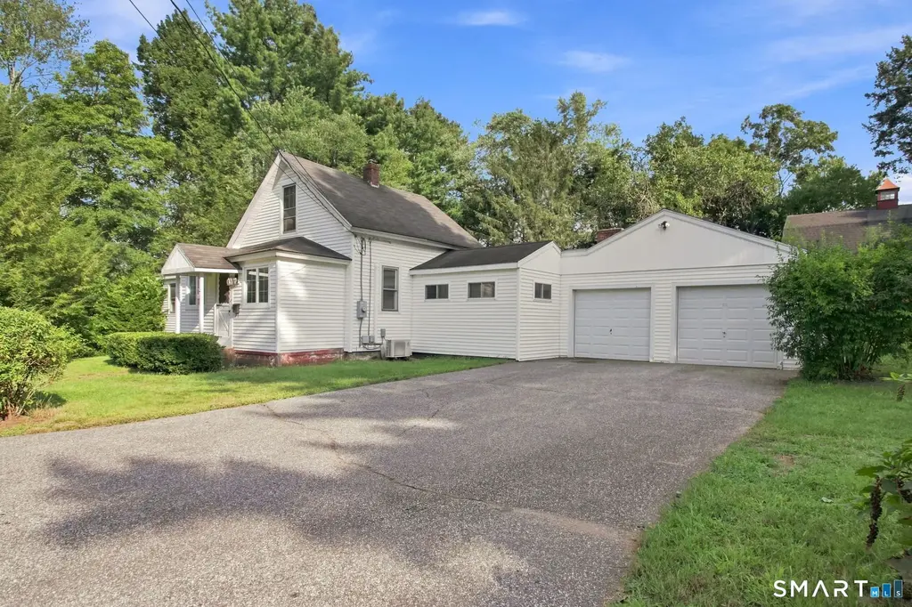 41 Ashland Street, Windham