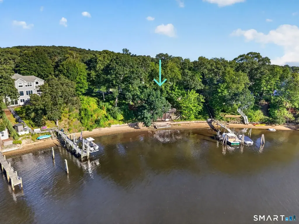 37 Oswegatchie Road, Waterford