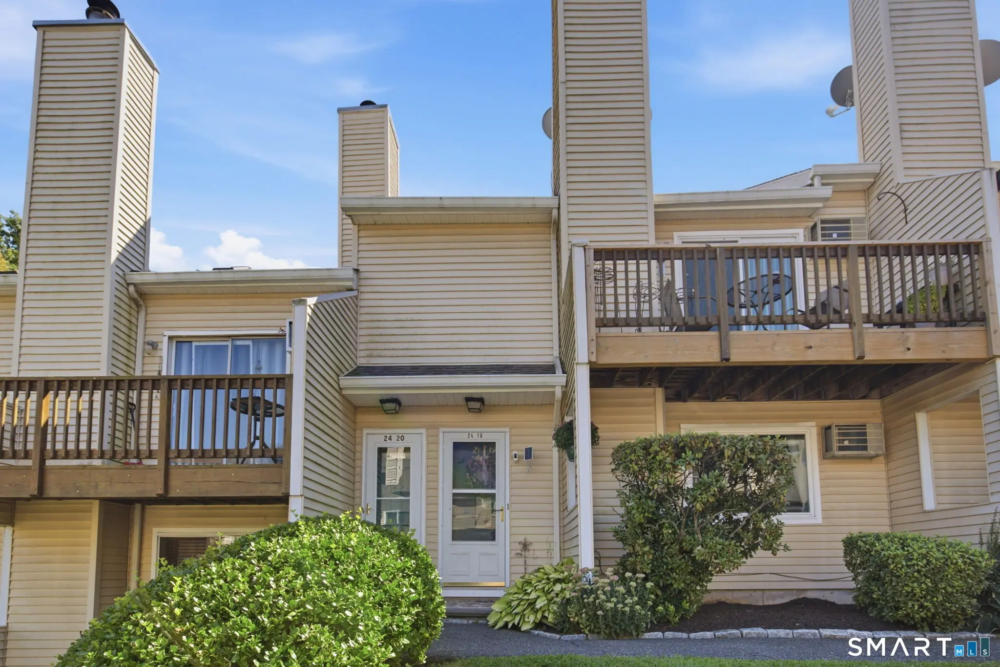 8 Rose Lane 24-19, Danbury