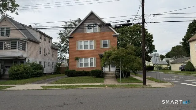 193 Helen Street, Hamden
