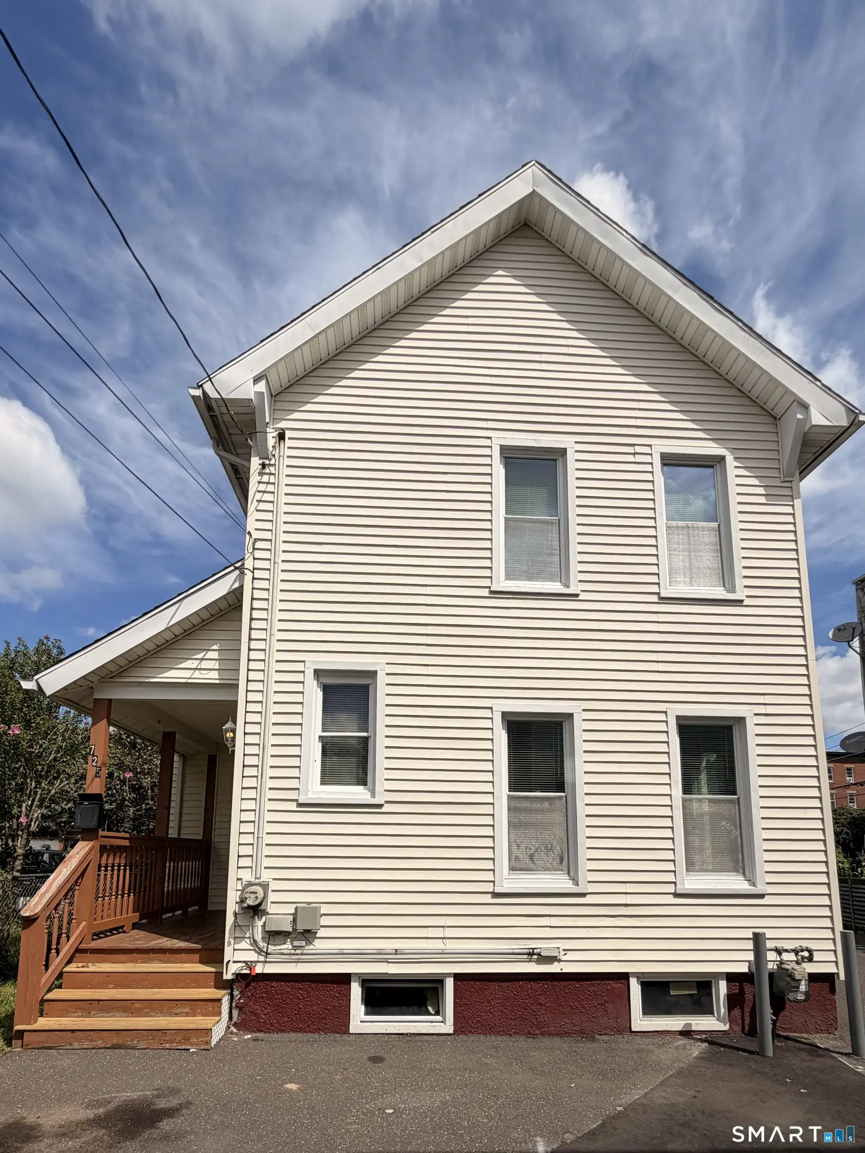 723 Ogden Street, Bridgeport