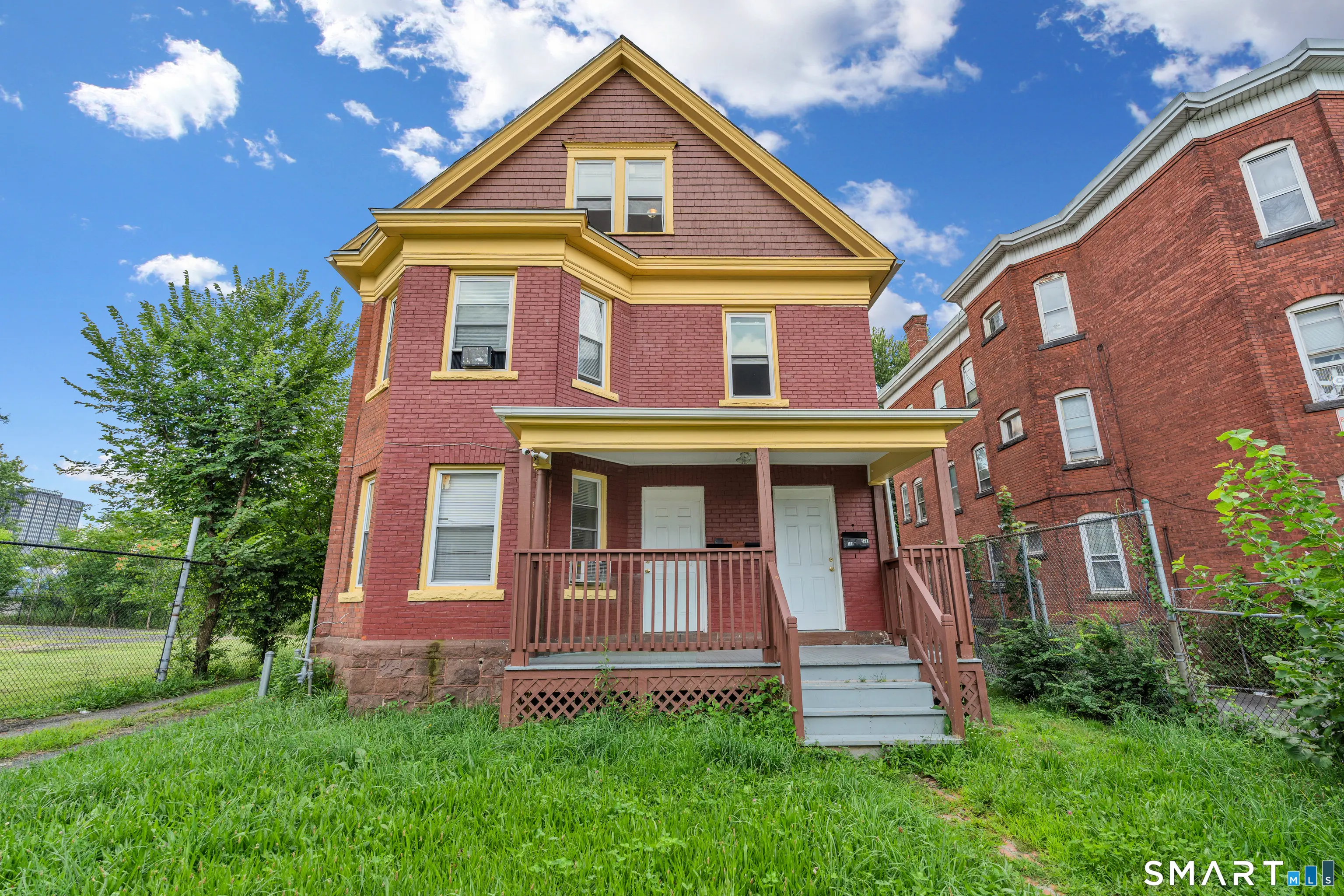 141 Homestead Avenue 3rd Fl, Hartford