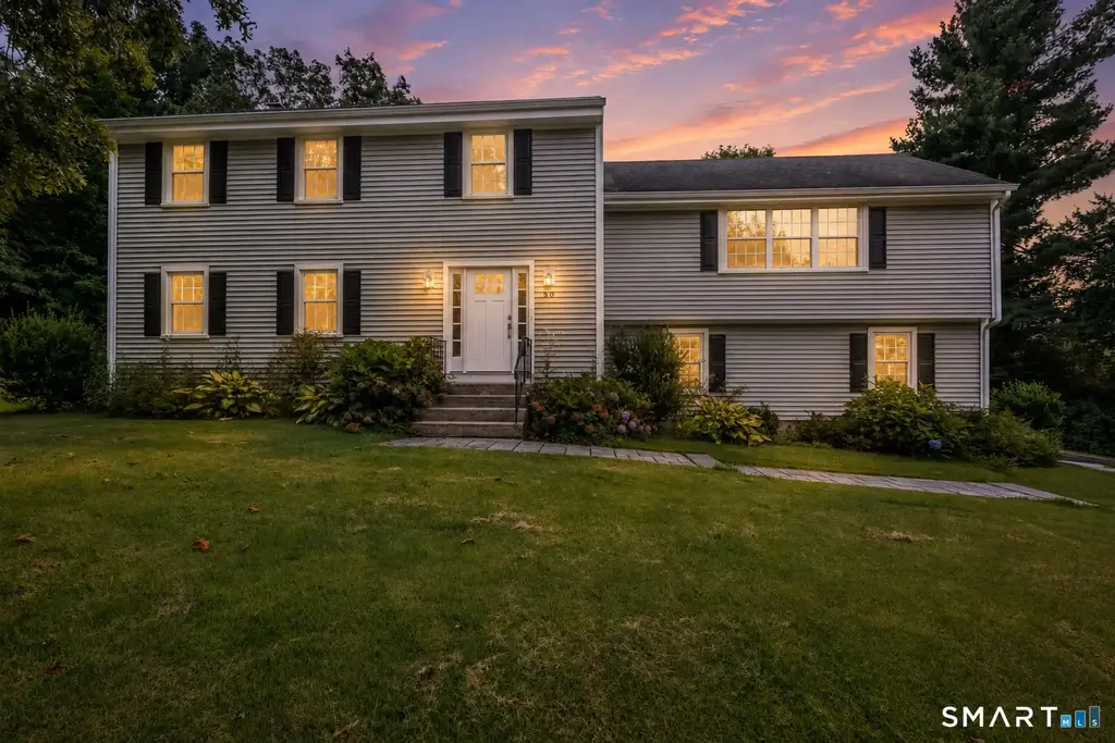 50 Boulder Circle, Glastonbury