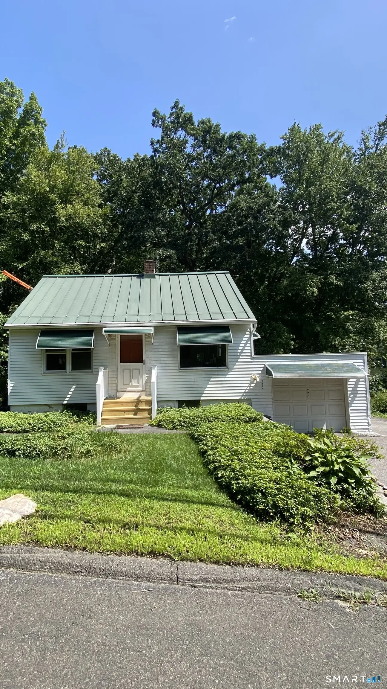 280 High Street Extension, Thomaston