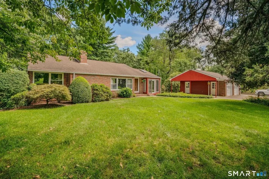 26 Blueberry Lane, Lisbon