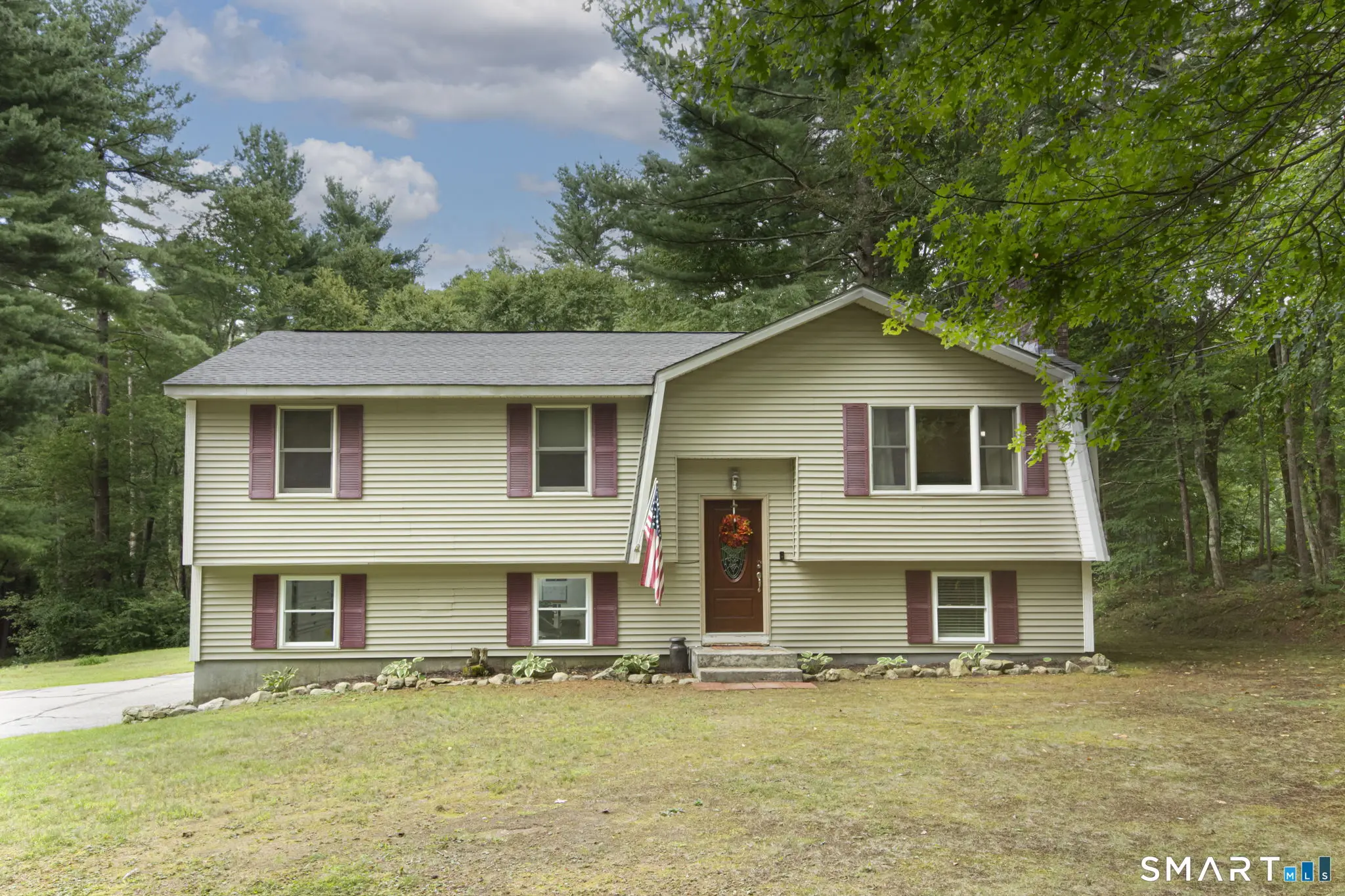 243 Fabyan Road, Thompson