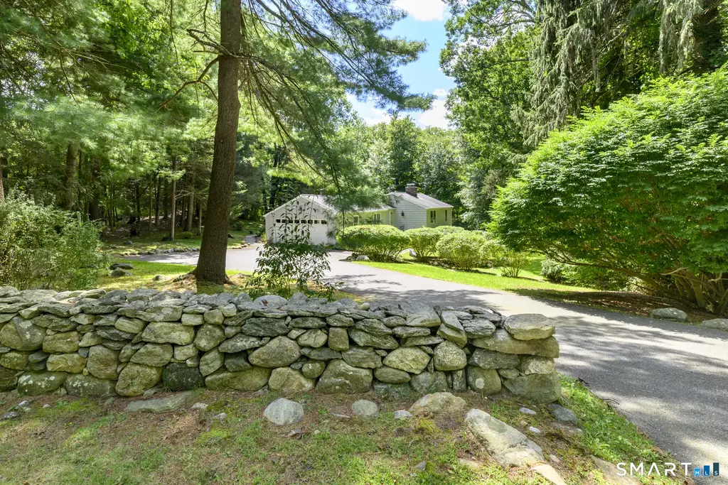 85 Indian Hill Road, Wilton