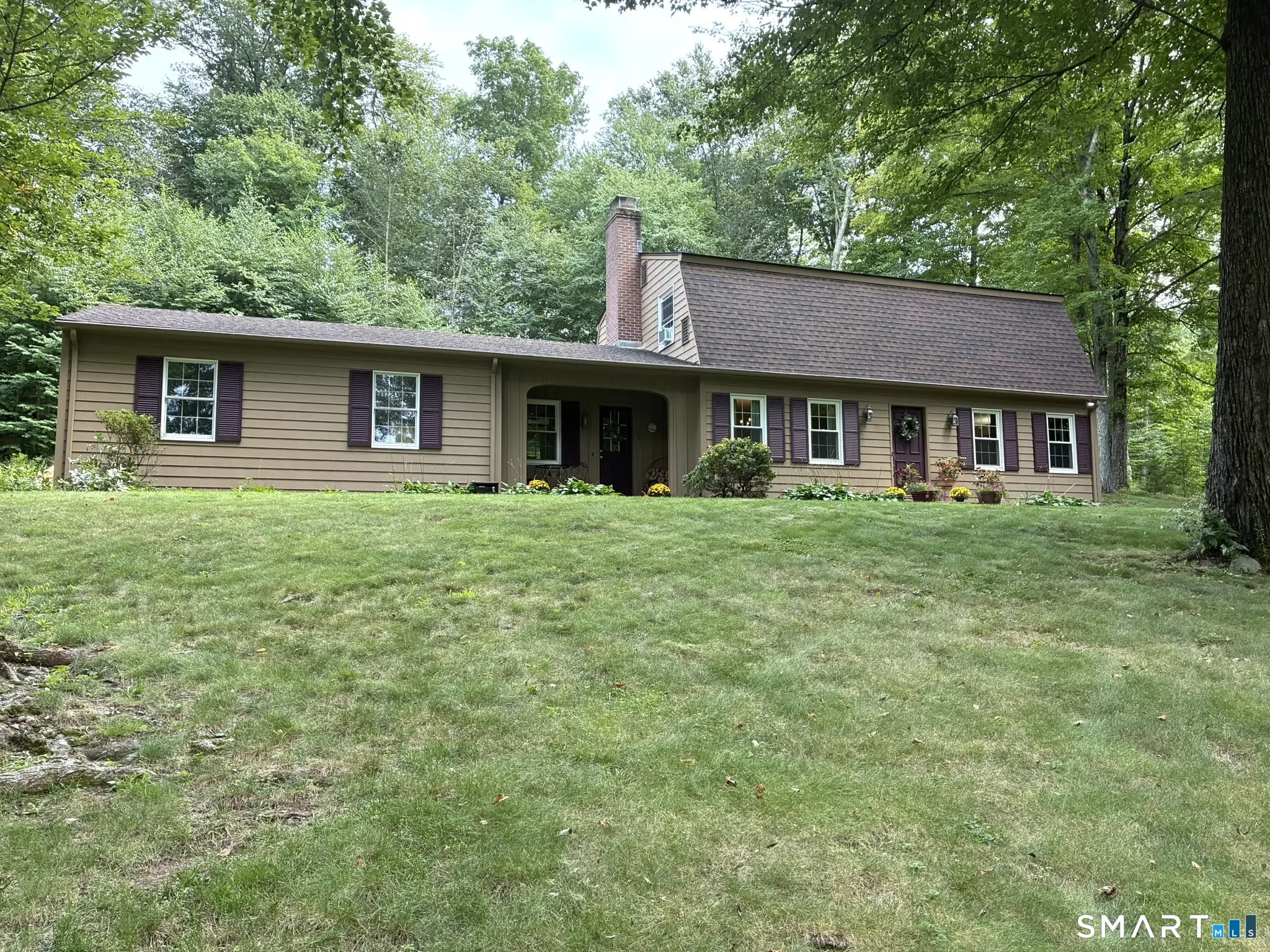 75 Maple Avenue West, Haddam