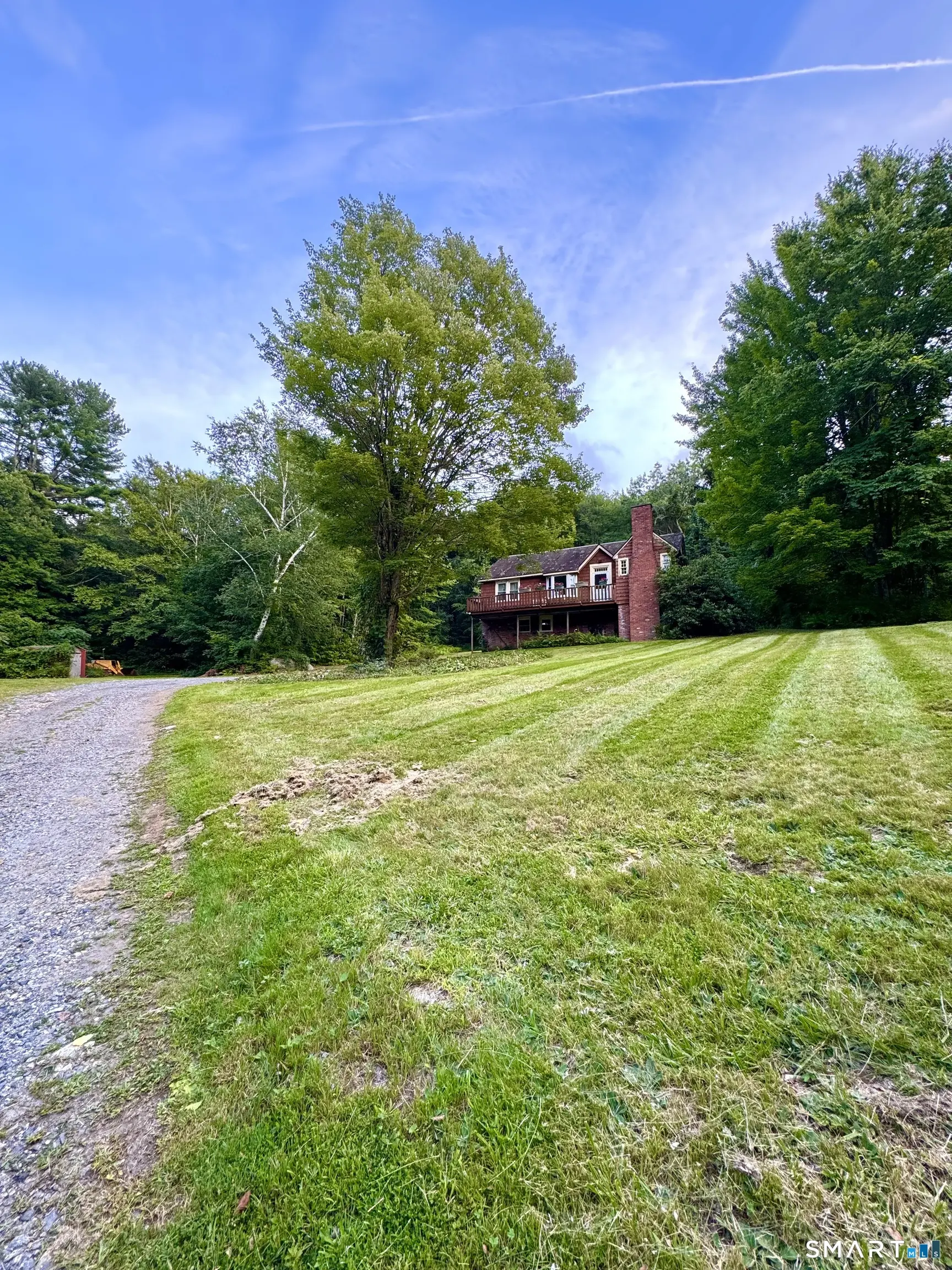28 Cotton Hill Road, New Hartford