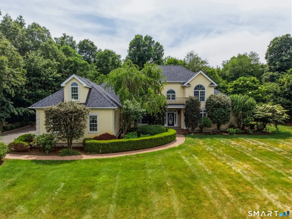 122 Lower Road, Guilford