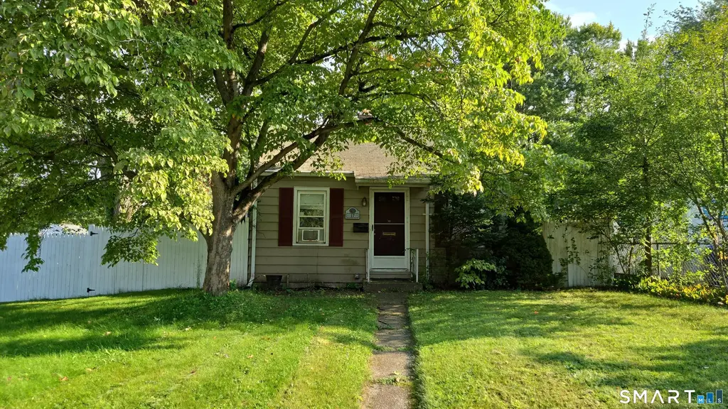 17 Canterbury Street, East Hartford