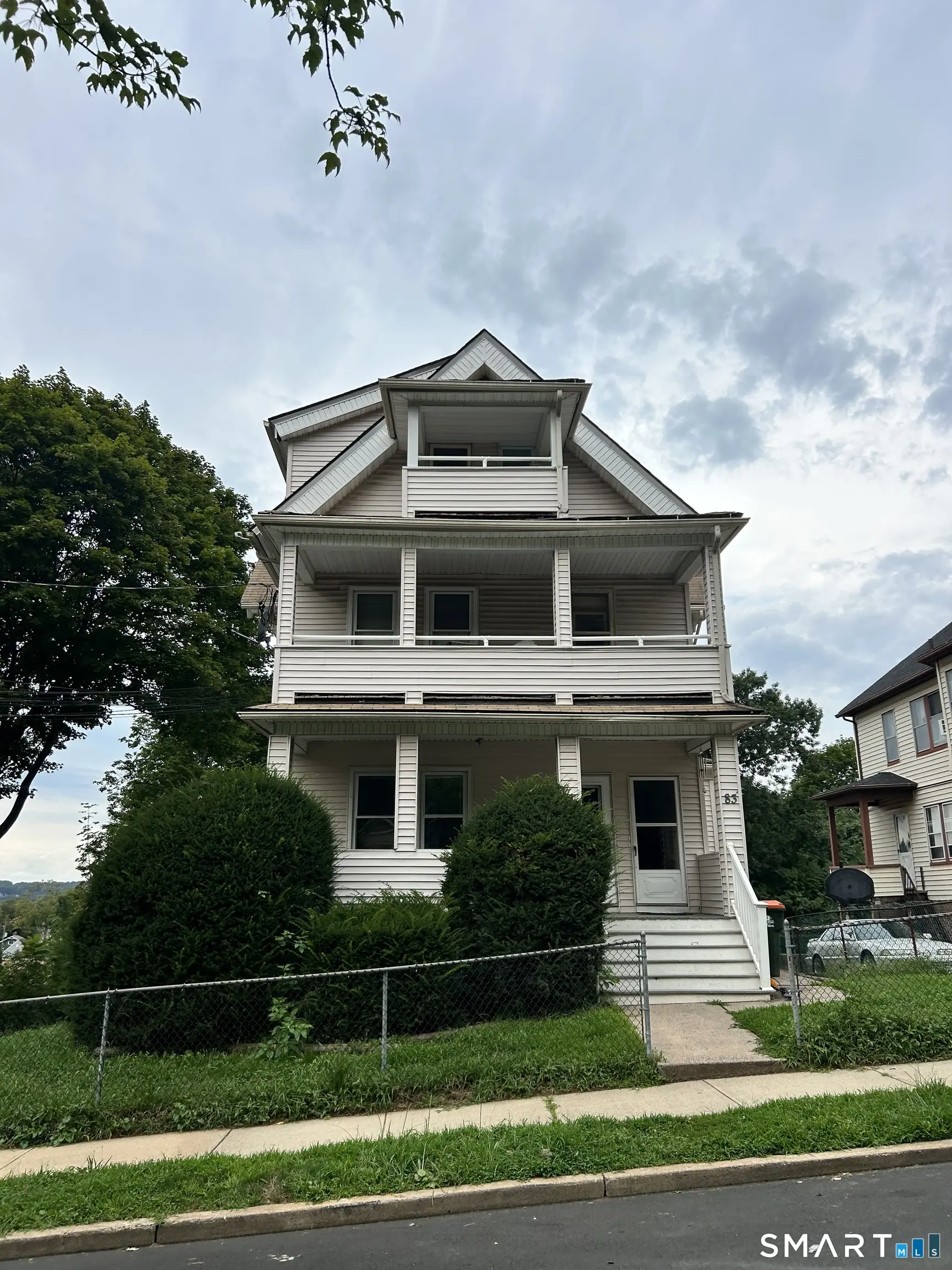 83 Pleasant Street, Meriden