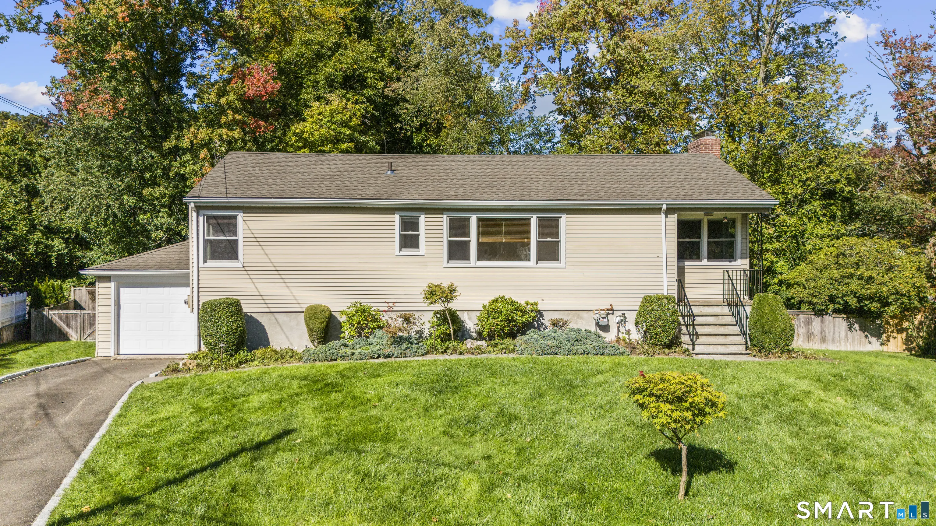 33 Cedar Circle, Stamford
