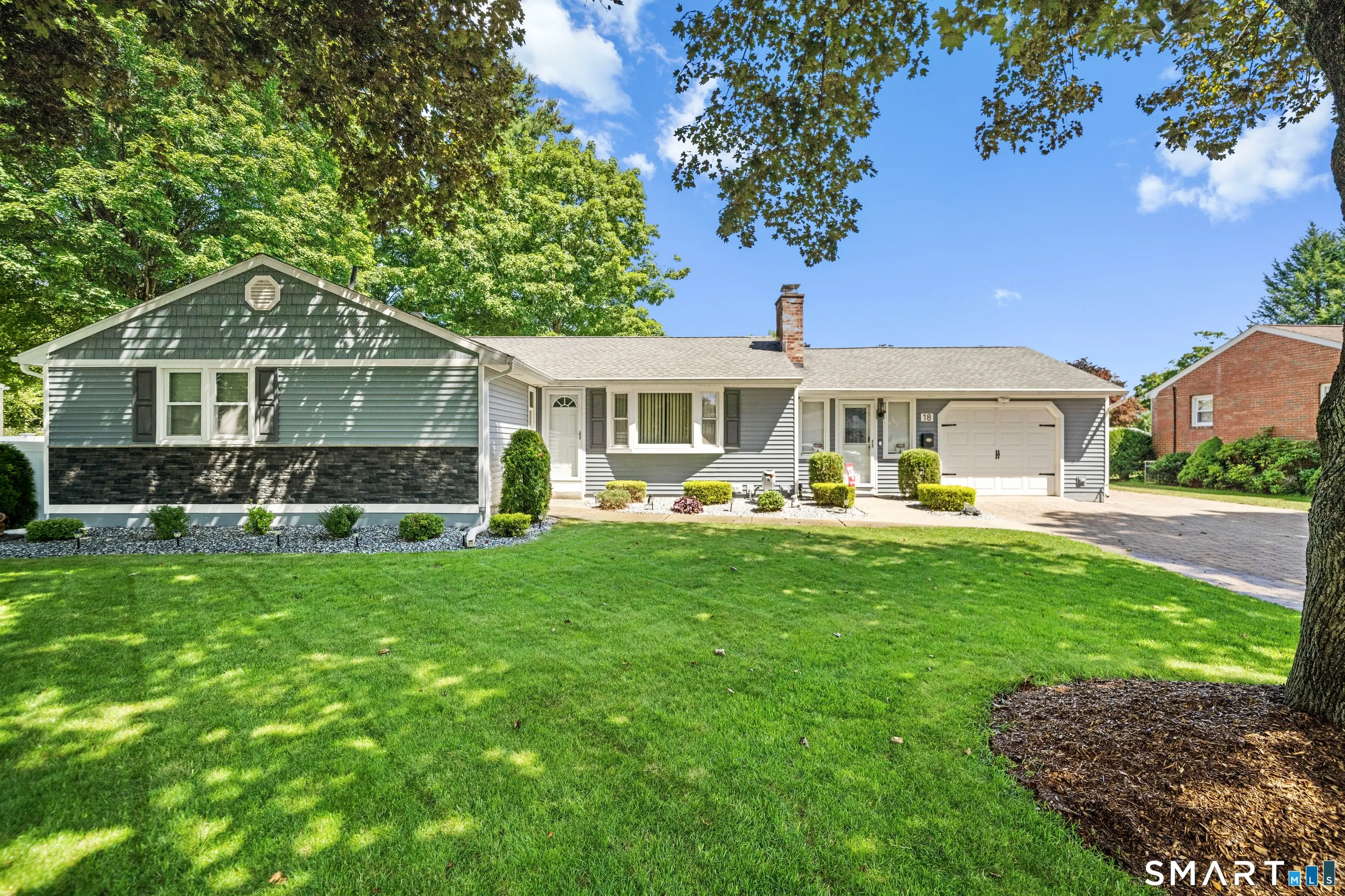 18 Saint James Avenue, Enfield