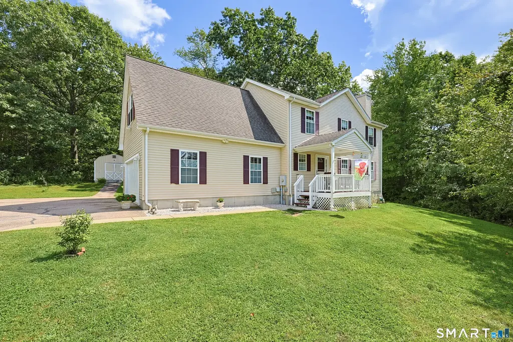 1790 Glasgo Road, Griswold