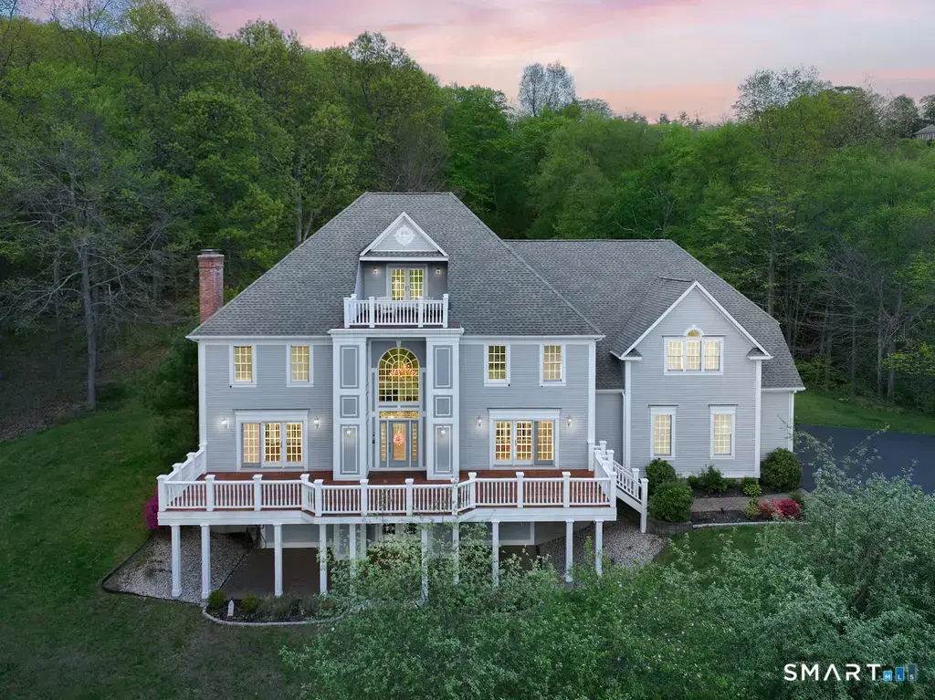 83 Bayberry Hill Road, Avon