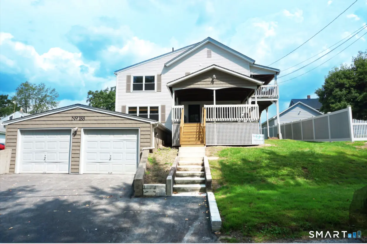 188 East Lake Street, Winchester