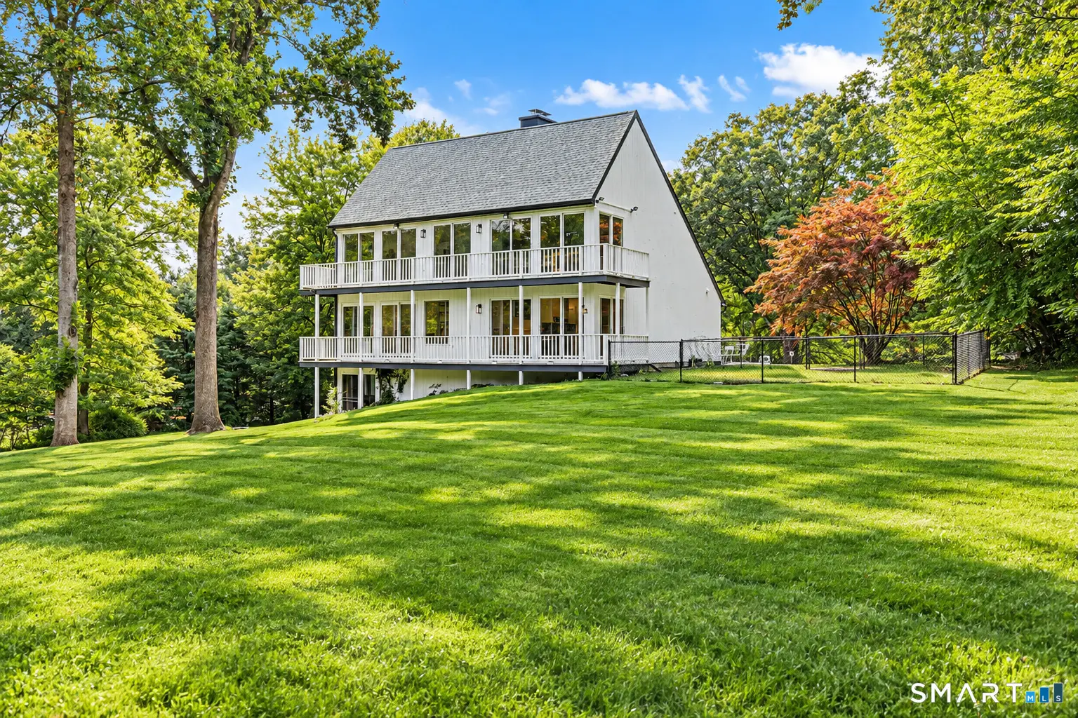 158 Steep Hill Road, Weston