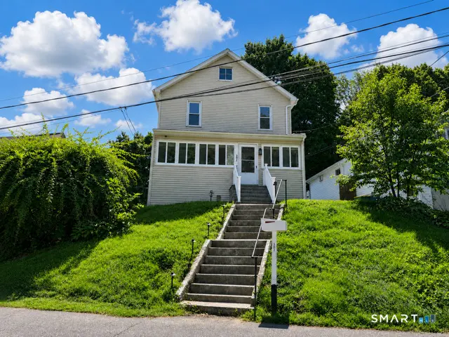 302 Lakeview Avenue, Waterbury