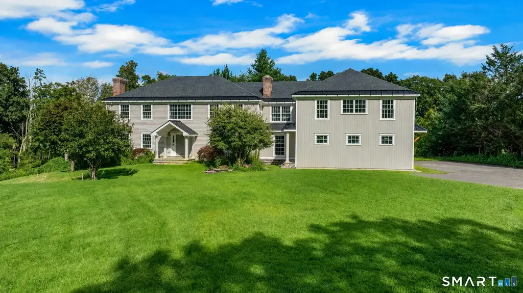 201 Whites Hill Lane, Fairfield