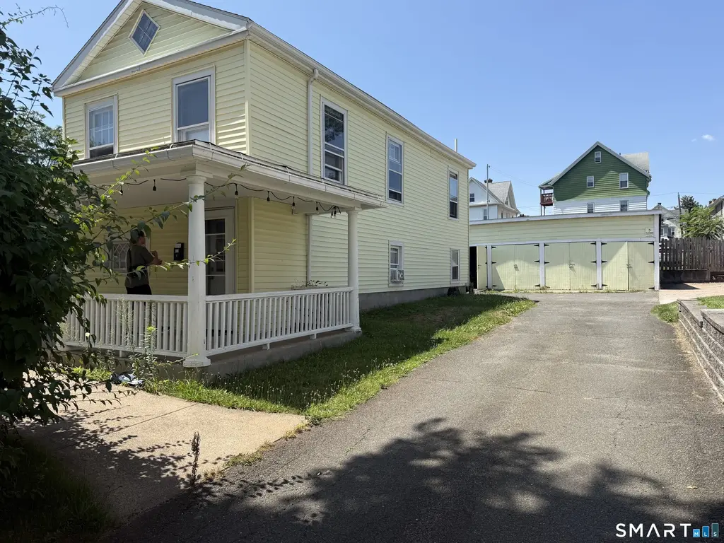 385 Columbus Boulevard, New Britain