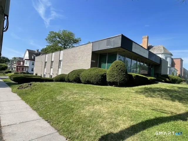 593 Farmington Avenue, Hartford